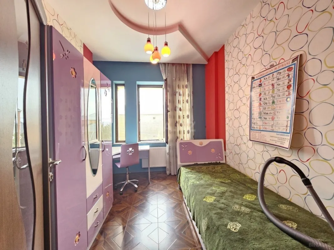 Satılır 4 otaqlı həyət evi 150 m²