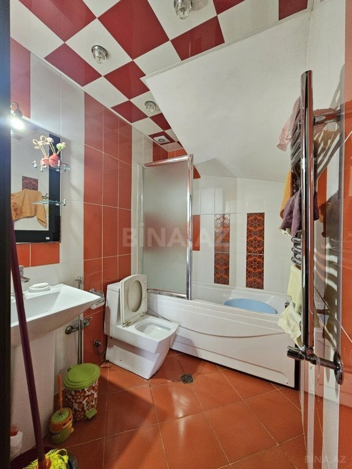 Satılır 4 otaqlı həyət evi 150 m²