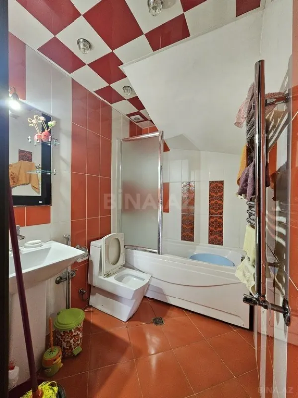 Satılır 4 otaqlı həyət evi 150 m²