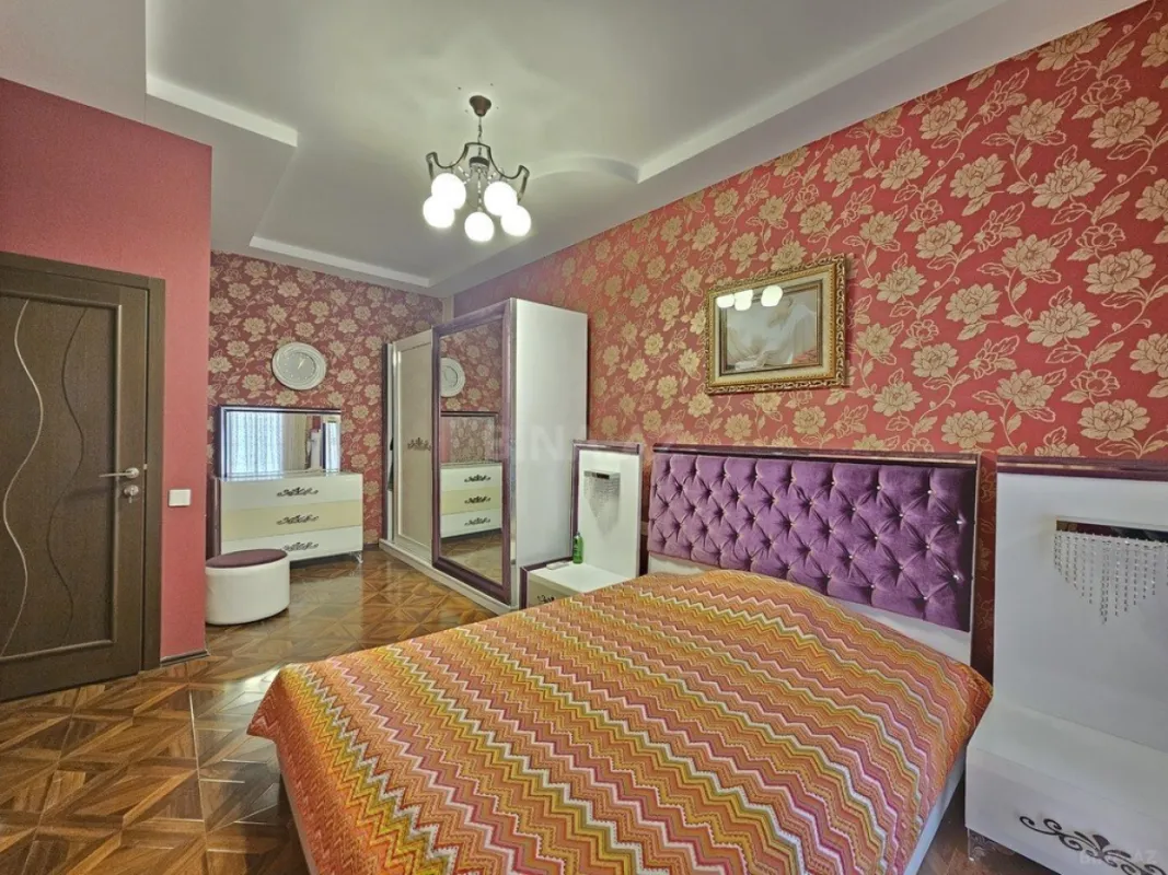 Satılır 4 otaqlı həyət evi 150 m²