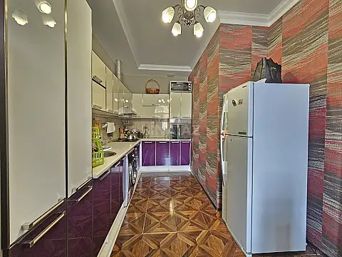 Satılır 4 otaqlı həyət evi 150 m²