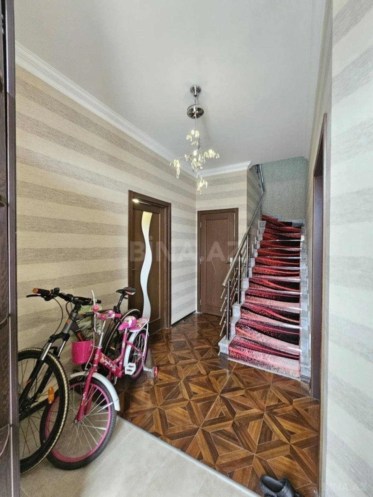 Satılır 4 otaqlı həyət evi 150 m²