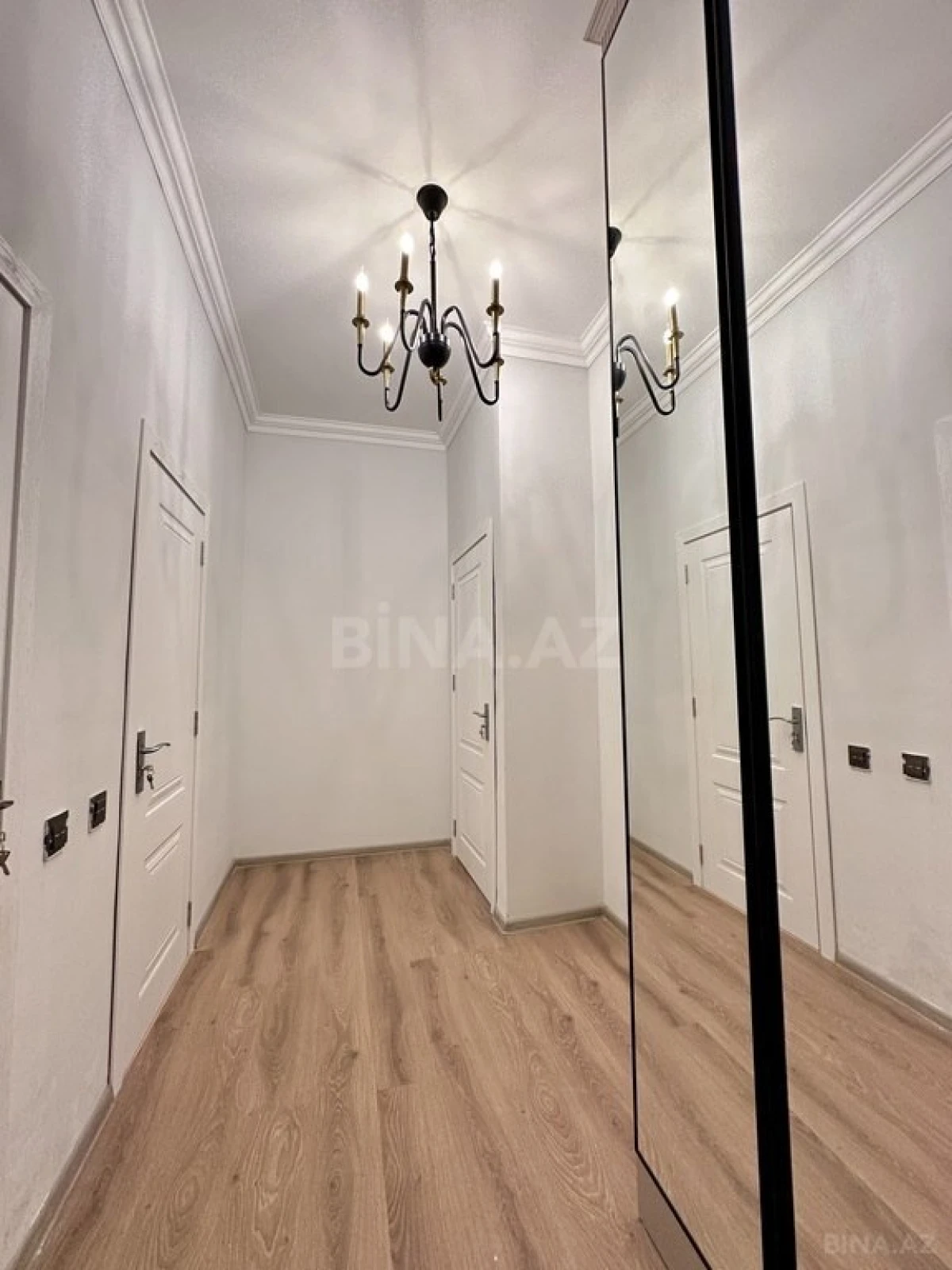Kirayə verilir 2 otaqlı mənzil 65 m²