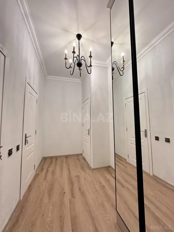 Kirayə verilir 2 otaqlı mənzil 65 m²