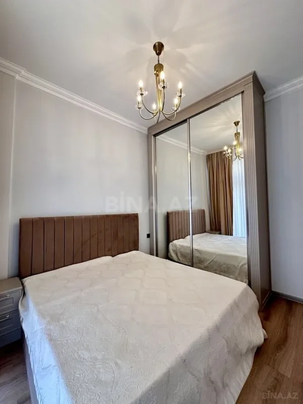 Kirayə verilir 2 otaqlı mənzil 65 m²