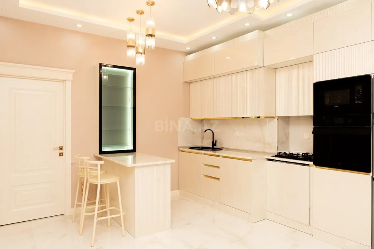 Kirayə verilir 2 otaqlı mənzil 60 m²