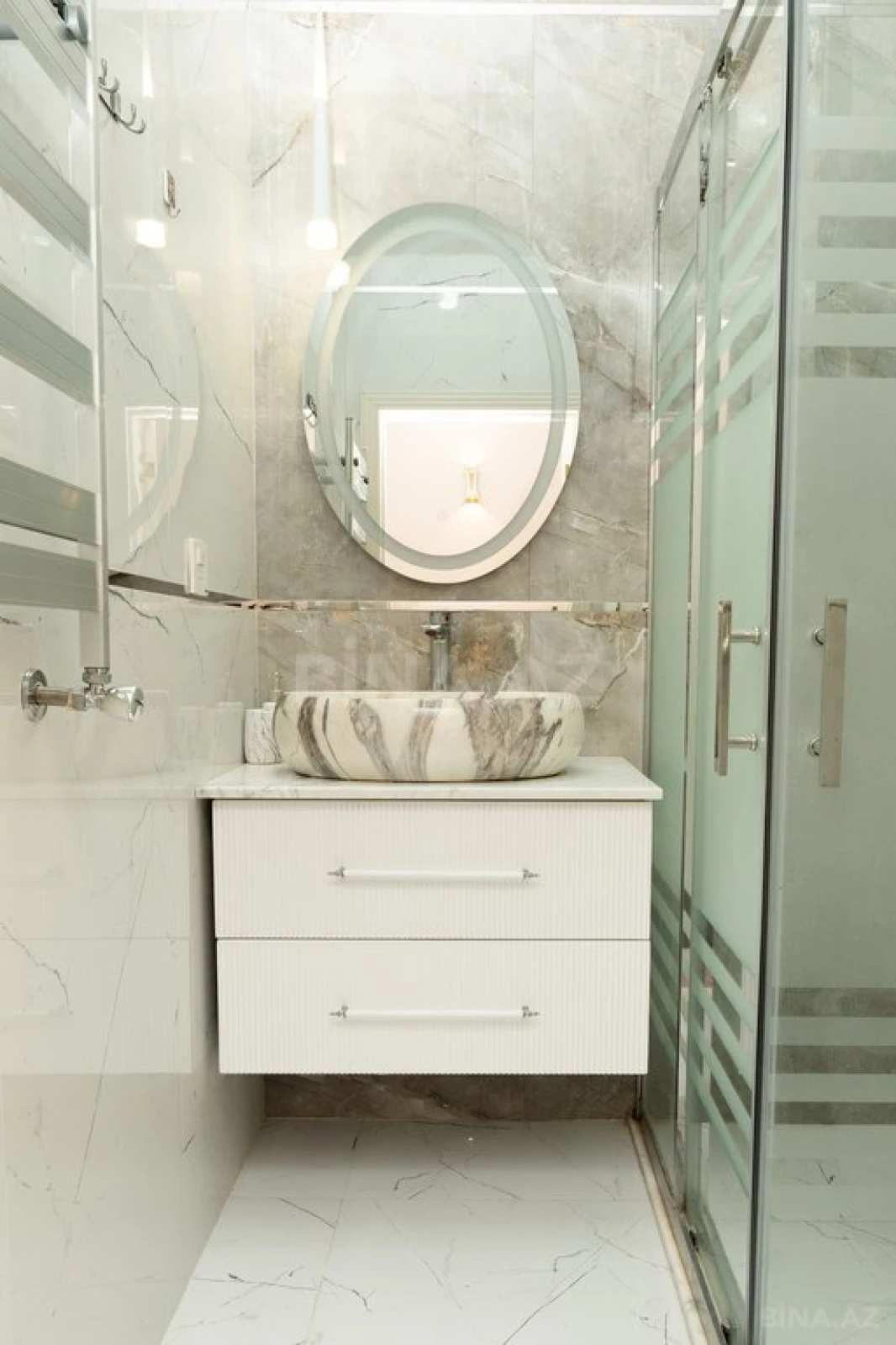 Kirayə verilir 2 otaqlı mənzil 60 m²