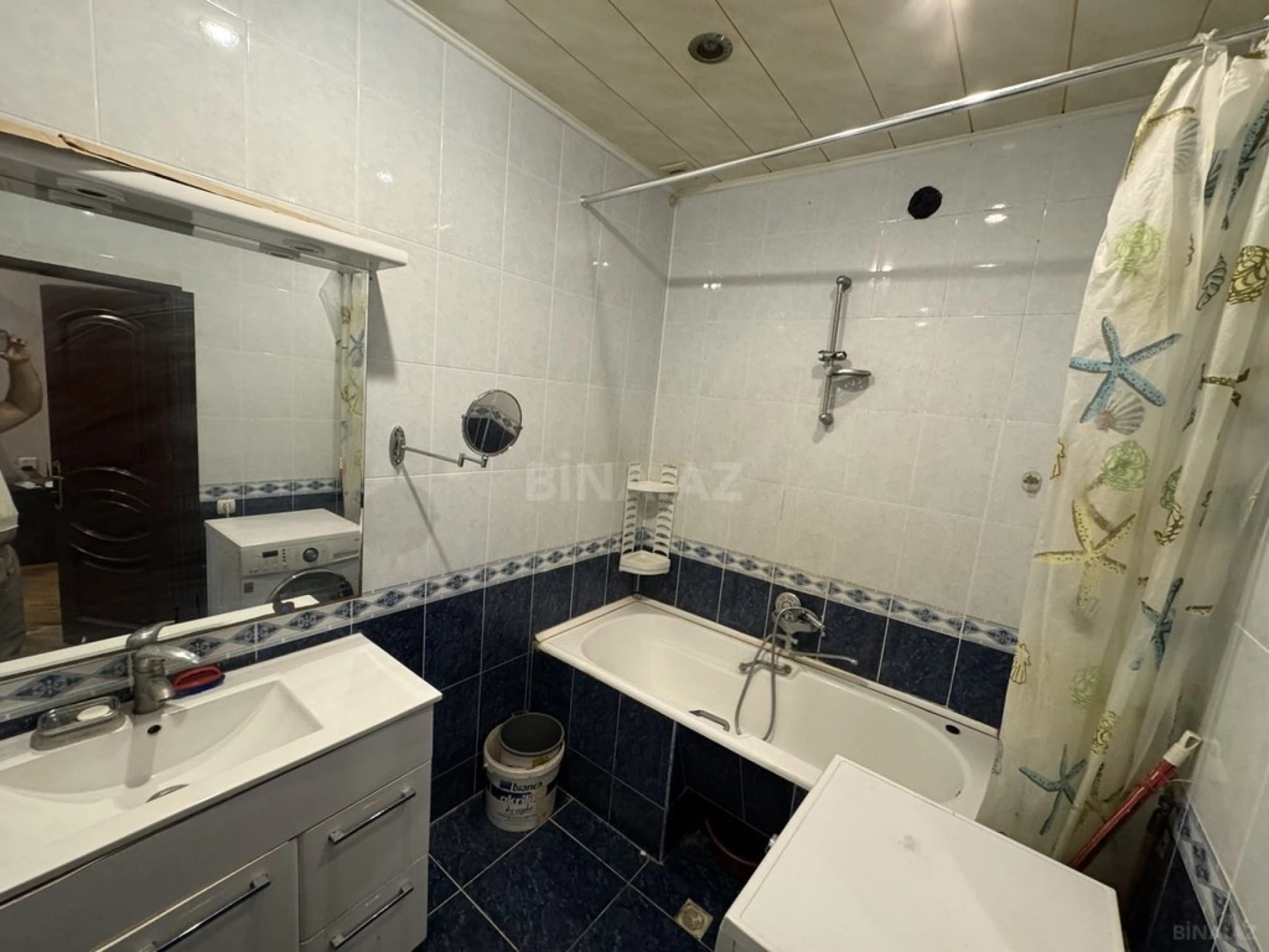 Satılır 4 otaqlı mənzil 176 m²