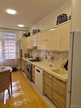 Satılır 2 otaqlı mənzil 85 m²