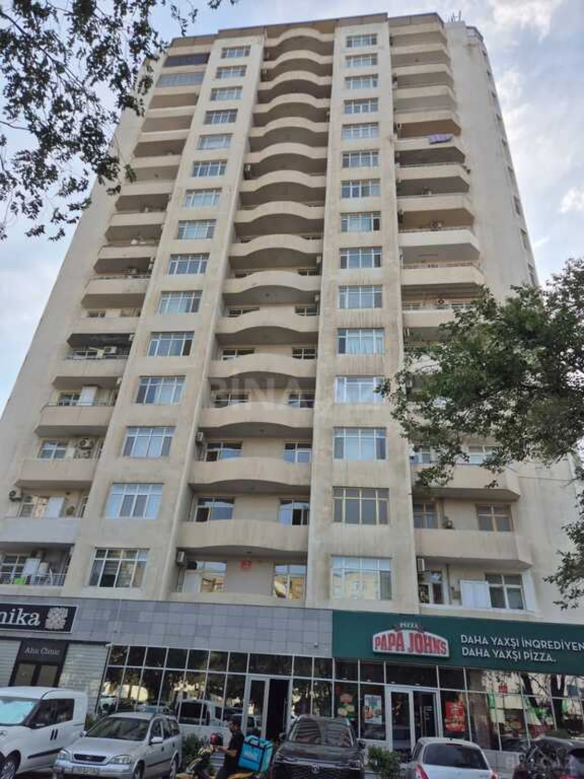 Satılır 2 otaqlı mənzil 85 m²