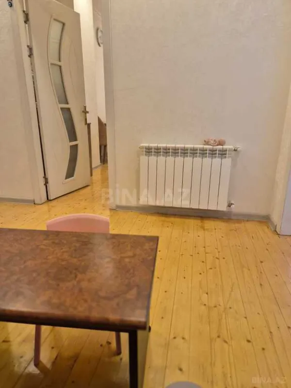 Satılır 2 otaqlı mənzil 85 m²