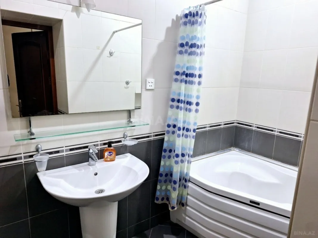 Satılır 3 otaqlı mənzil 90 m²