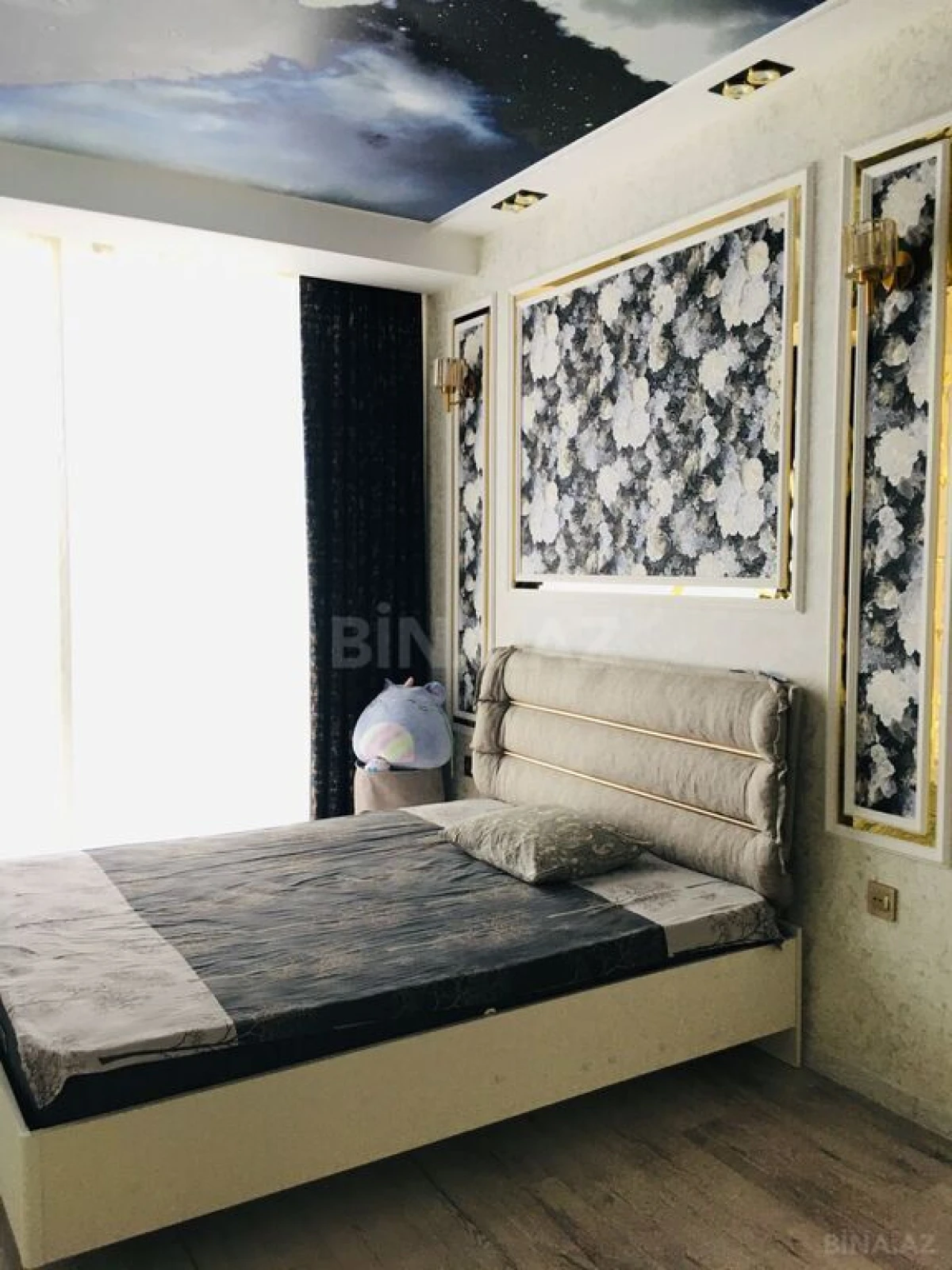 Satılır 2 otaqlı mənzil 65 m²