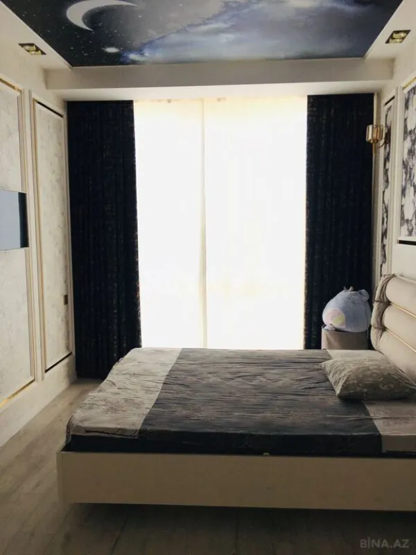 Satılır 2 otaqlı mənzil 65 m²