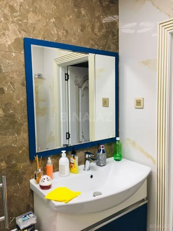 Satılır 2 otaqlı mənzil 65 m²
