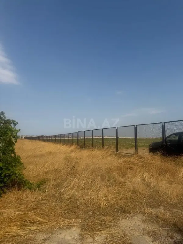 Satılır torpaq sahəsi 700 m²