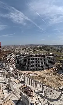 Satılır 3 otaqlı mənzil 110 m²