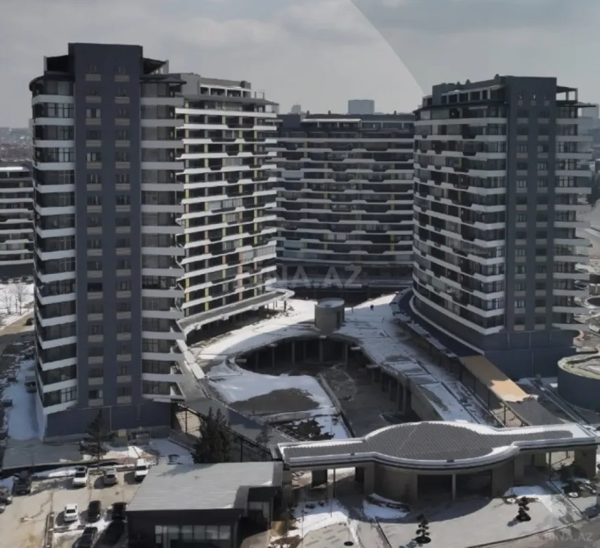 Satılır 3 otaqlı mənzil 110 m²