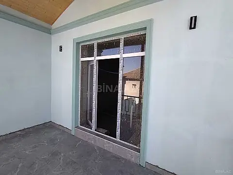 Satılır 5 otaqlı həyət evi 200 m²