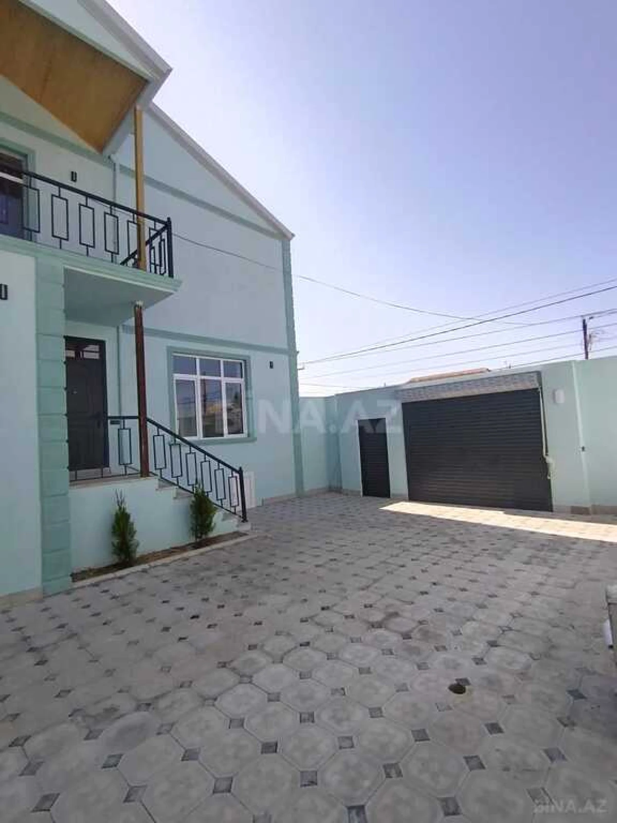 Satılır 5 otaqlı həyət evi 200 m²