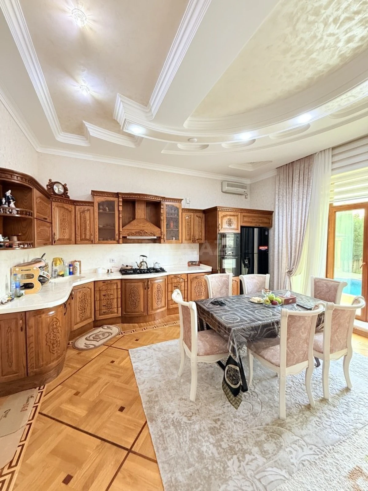 Kirayə verilir 5 otaqlı həyət evi 400 m²