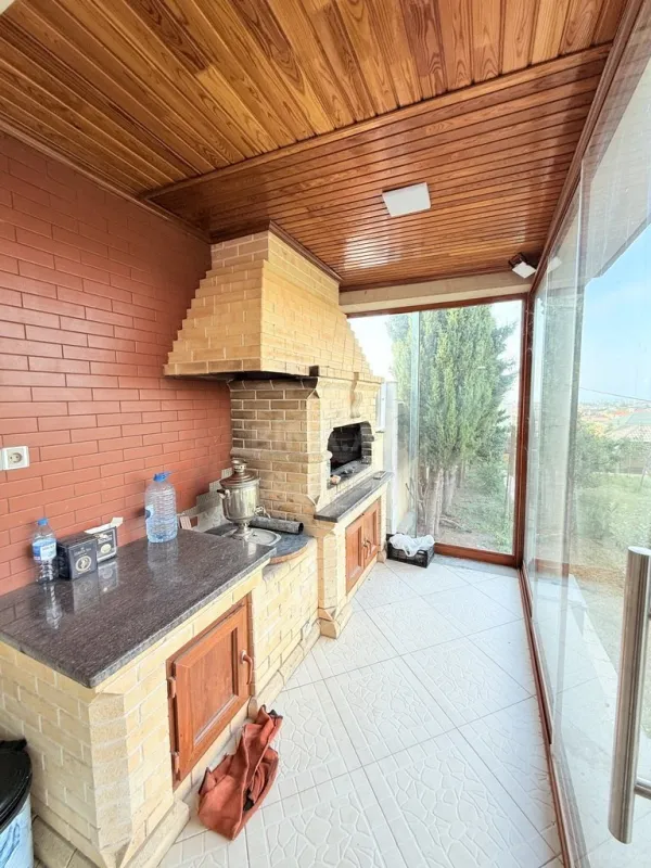 Kirayə verilir 5 otaqlı həyət evi 400 m²