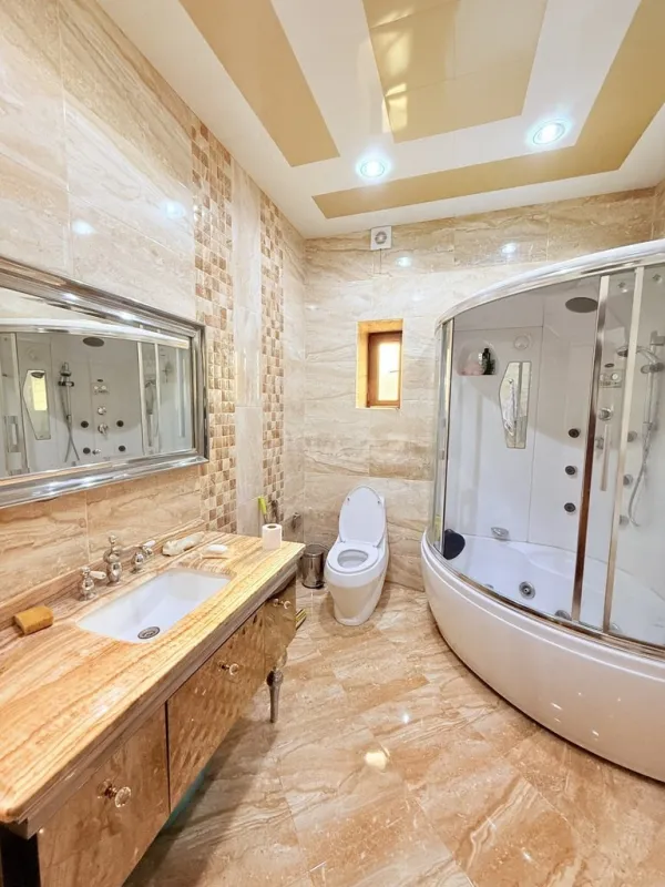 Kirayə verilir 5 otaqlı həyət evi 400 m²