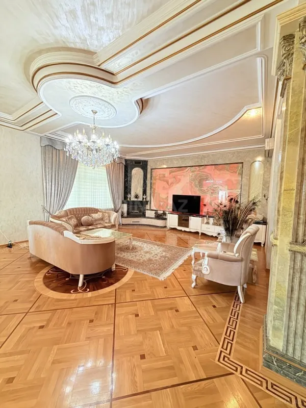 Kirayə verilir 5 otaqlı həyət evi 400 m²