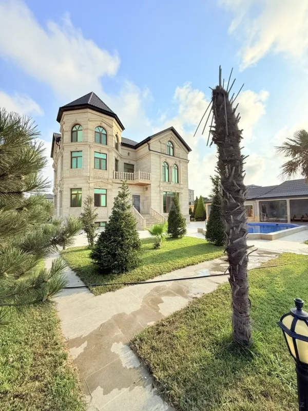 Kirayə verilir 5 otaqlı həyət evi 400 m²