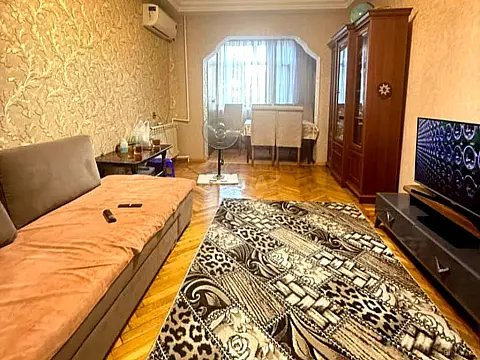 Satılır 3 otaqlı mənzil 69.5 m²