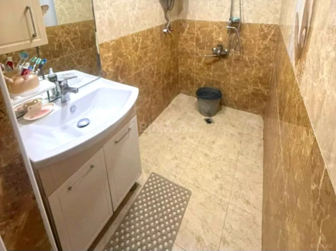 Satılır 3 otaqlı mənzil 69.5 m²