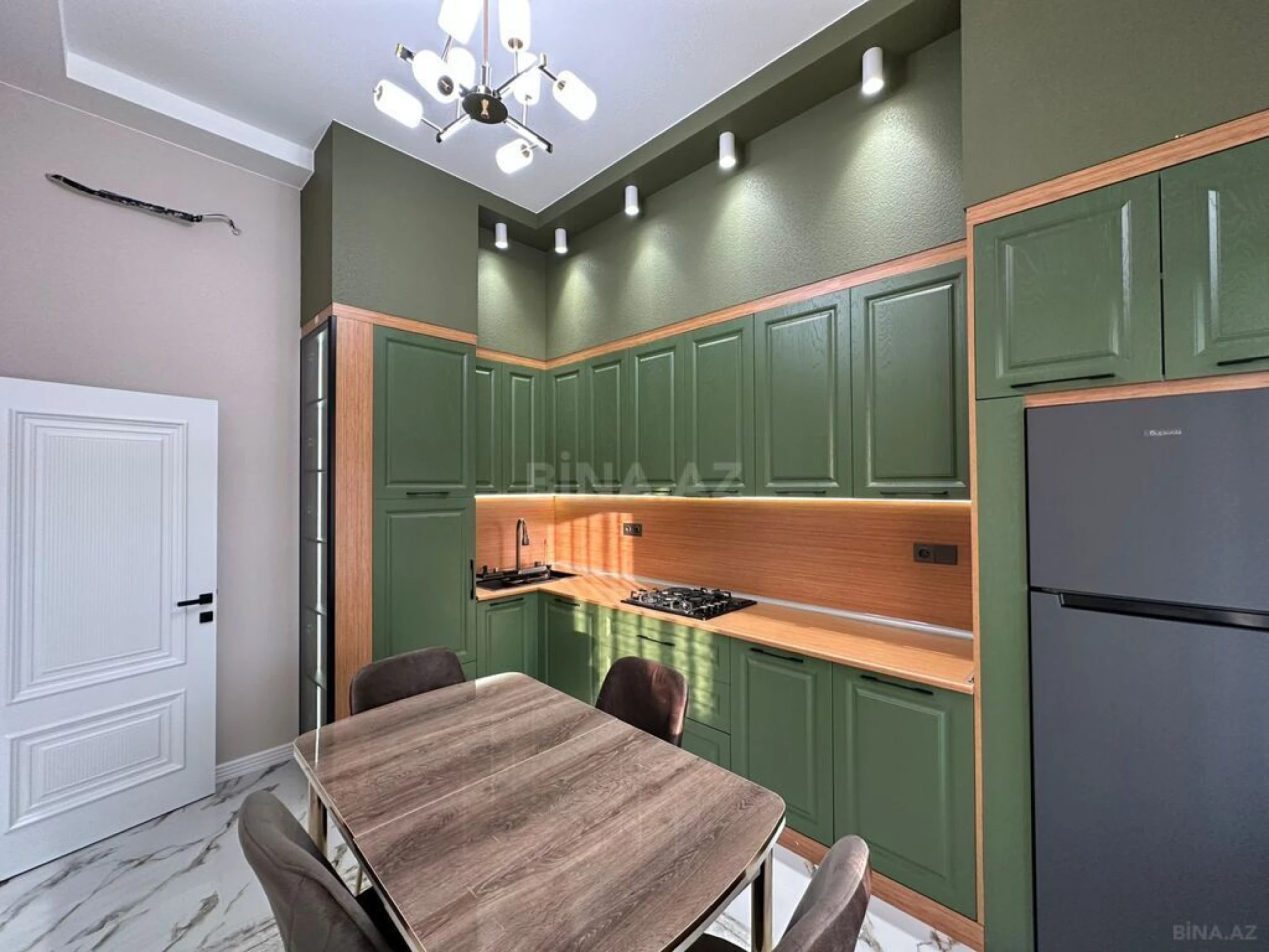 Satılır 4 otaqlı həyət evi 100 m²