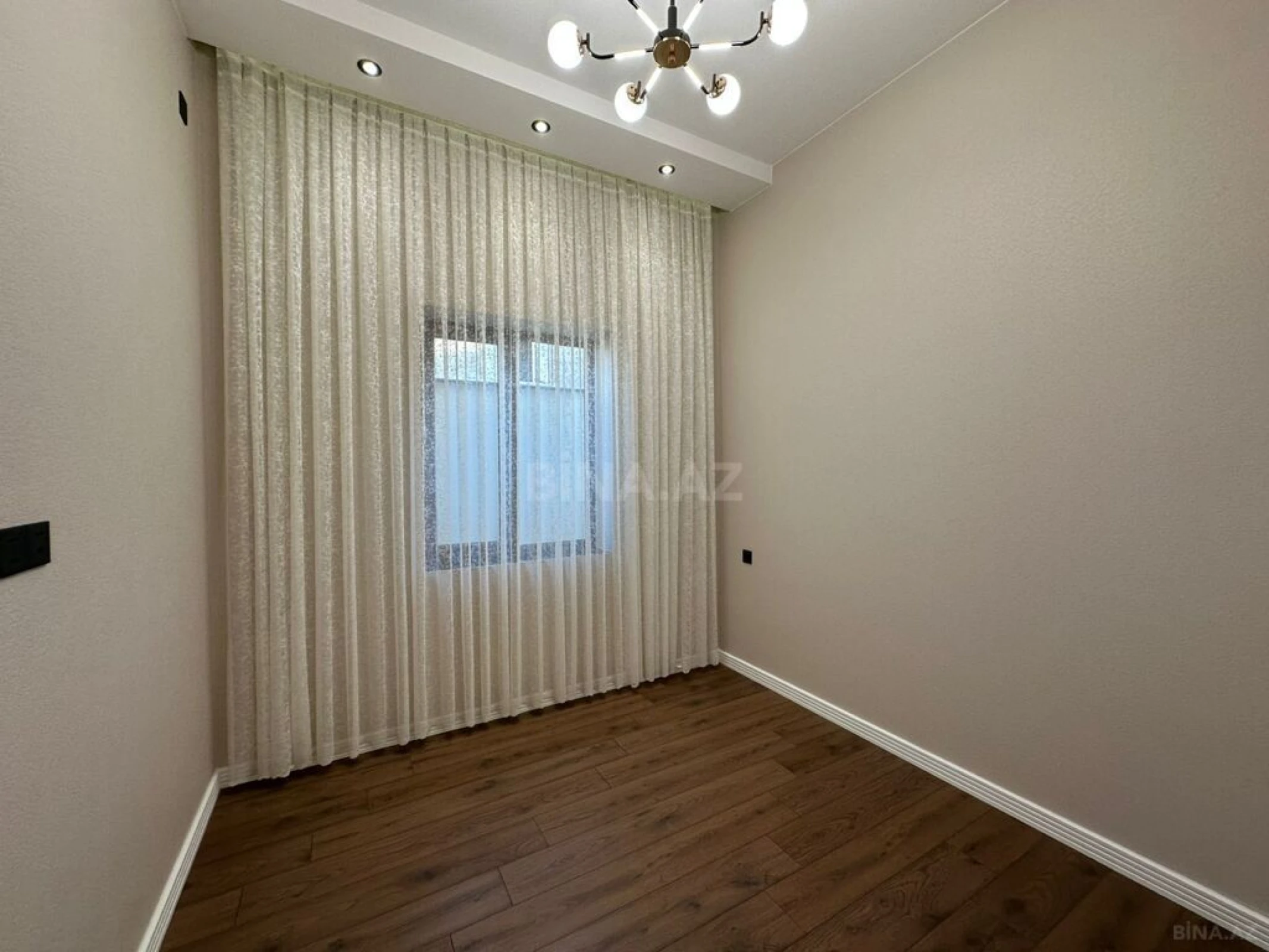 Satılır 4 otaqlı həyət evi 100 m²