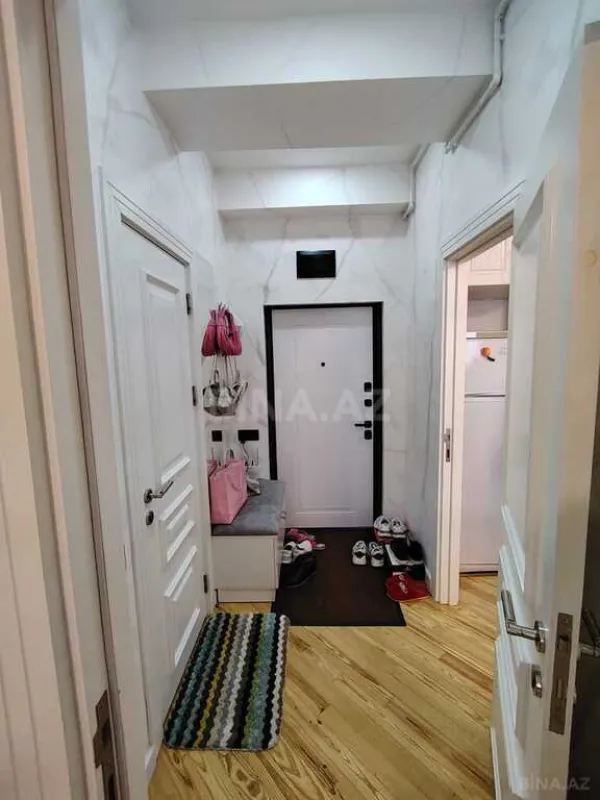 Satılır 2 otaqlı mənzil 55 m²