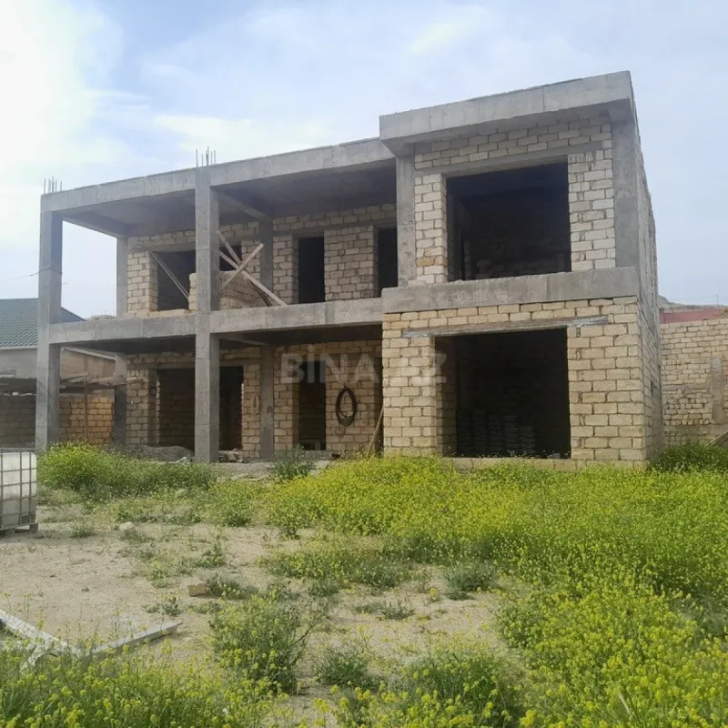 Satılır 6 otaqlı həyət evi 370 m²