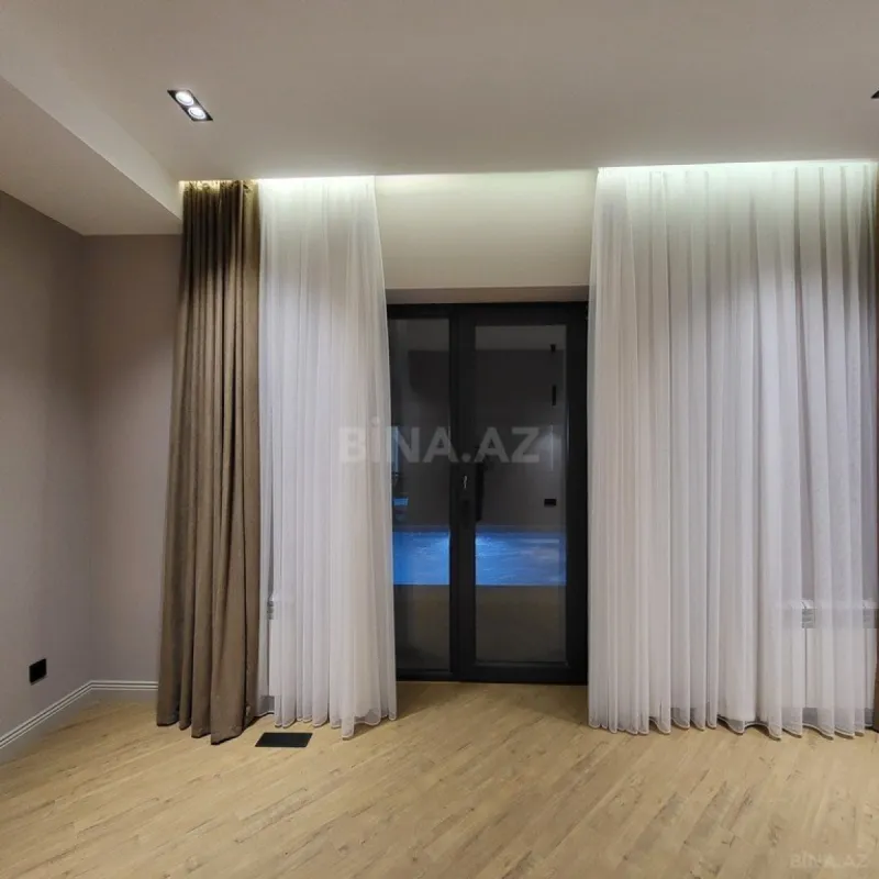 Satılır 4 otaqlı həyət evi 190 m²