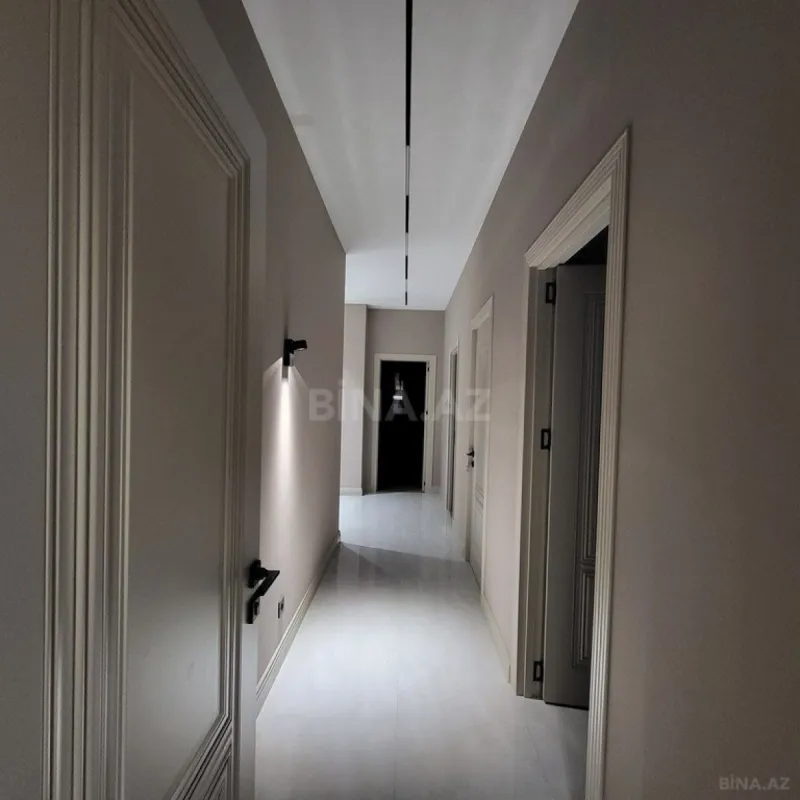 Satılır 4 otaqlı həyət evi 190 m²