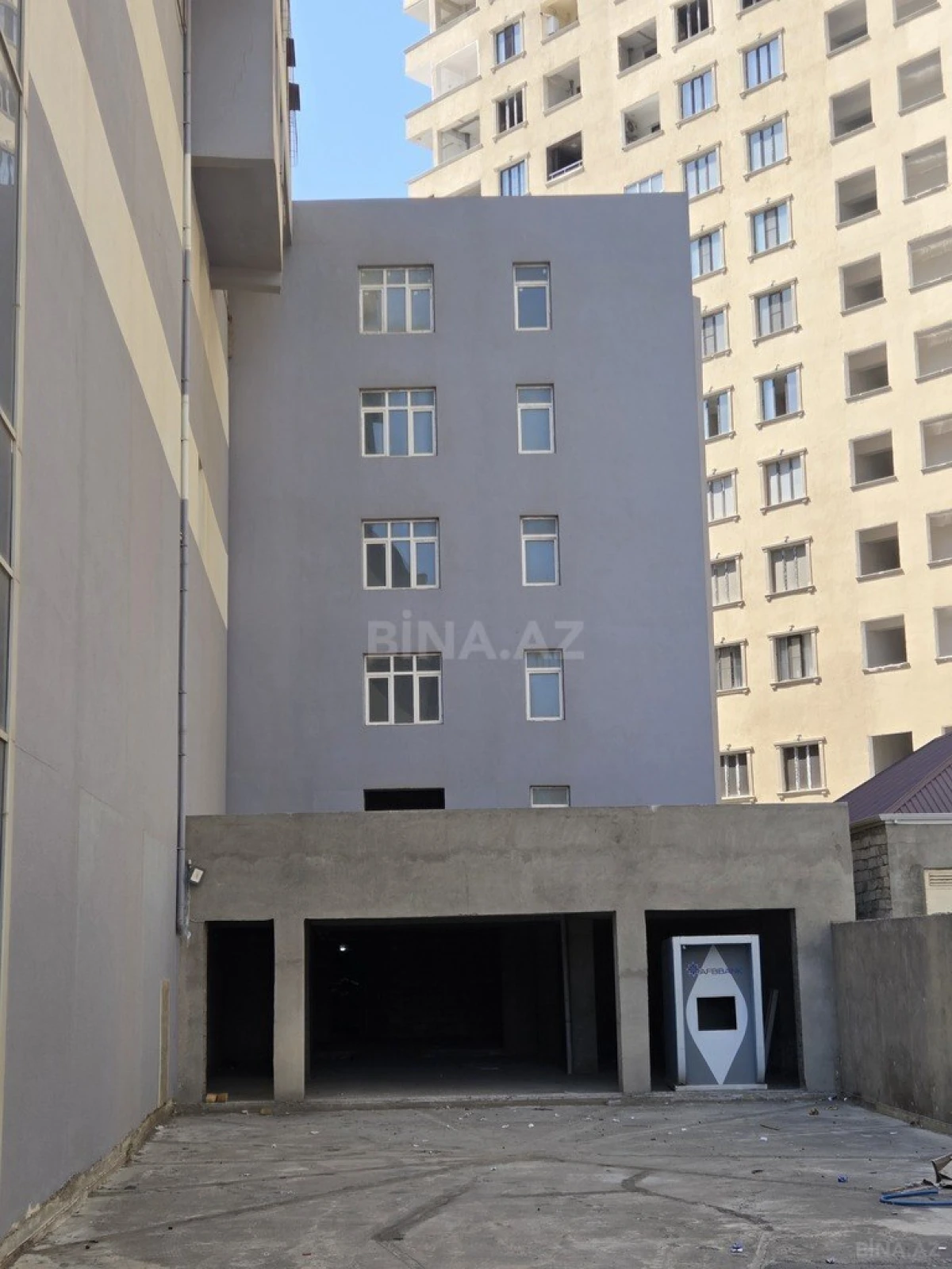 Satılır obyekt 4564.3 m²