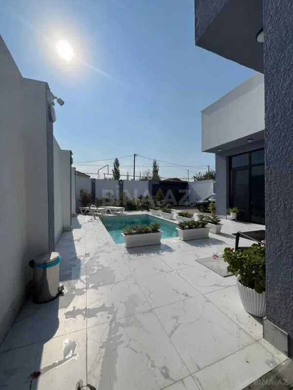 Satılır 4 otaqlı həyət evi 110 m²