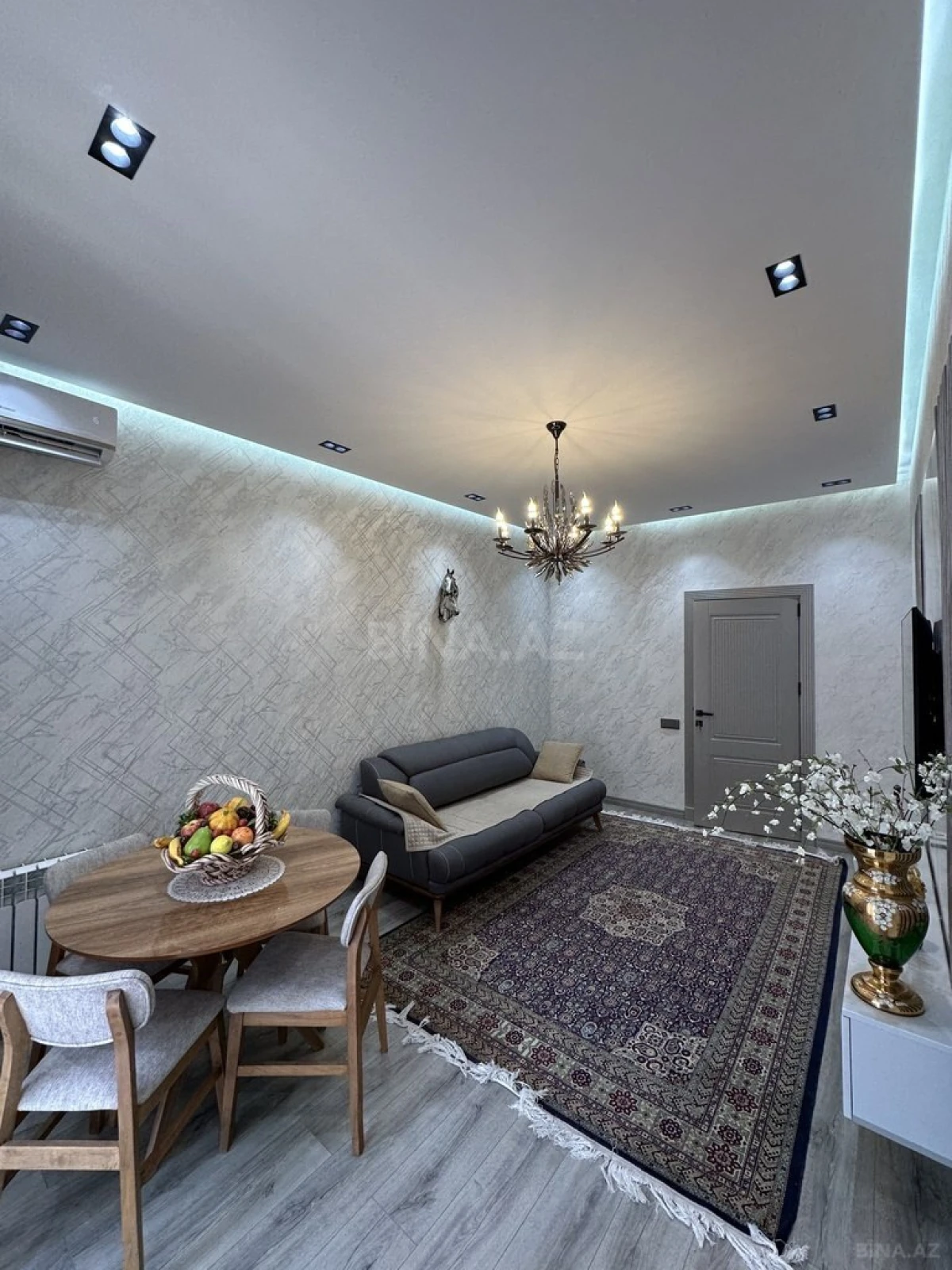 Satılır 2 otaqlı mənzil 54 m²