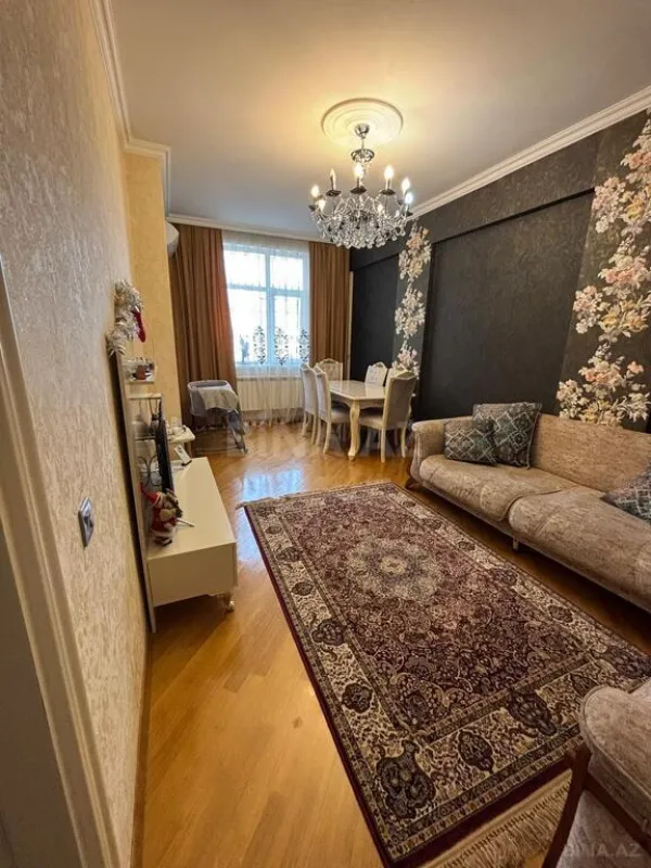 Satılır 3 otaqlı mənzil 100 m²