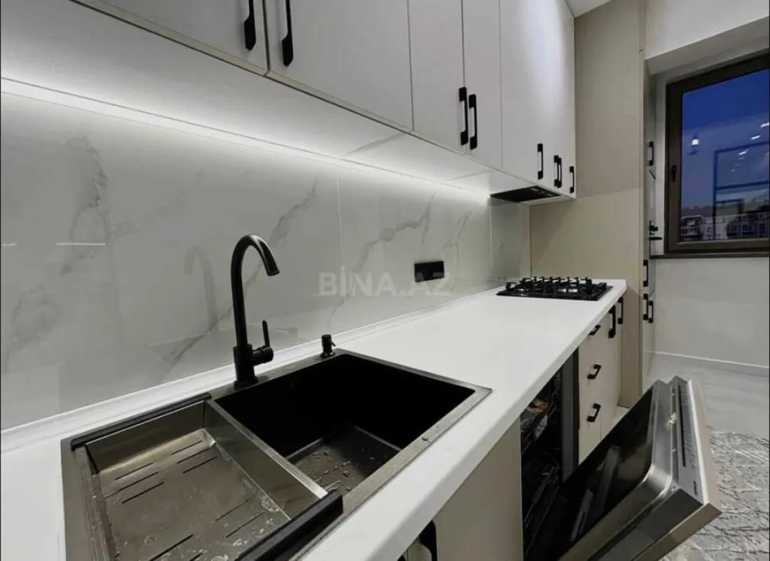 Kirayə verilir 3 otaqlı mənzil 110 m²