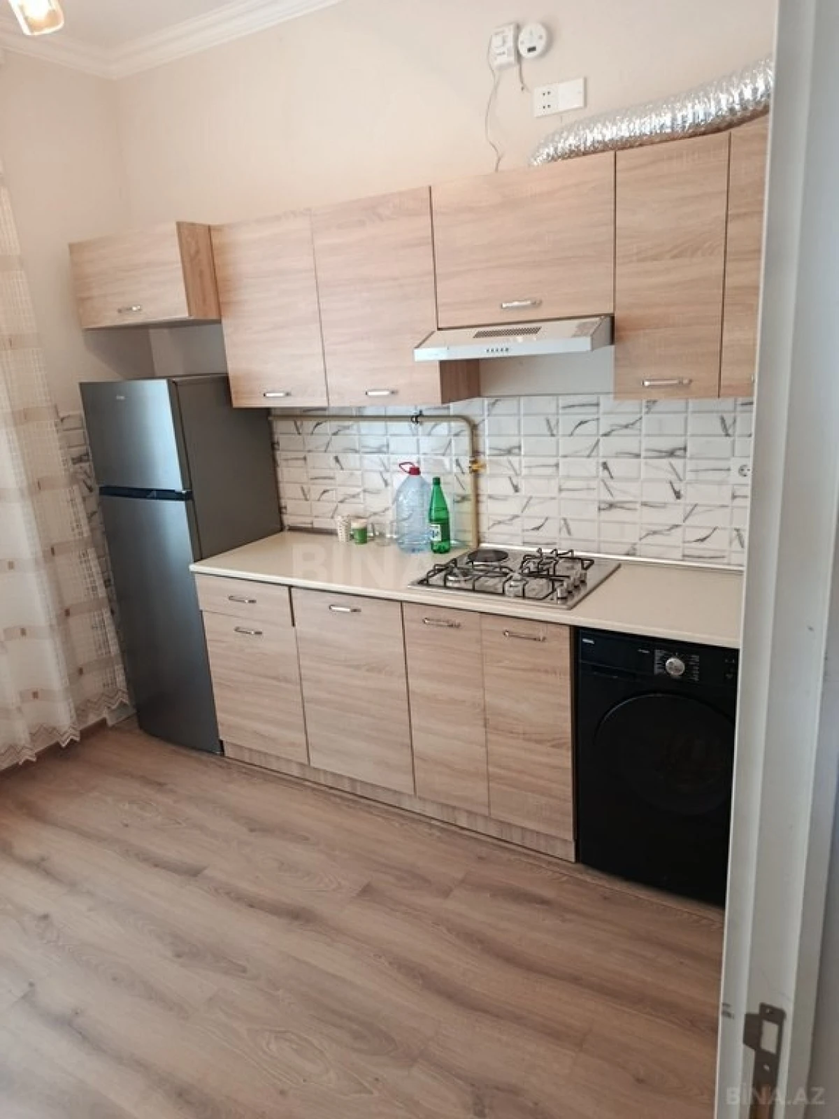 Kirayə verilir 4 otaqlı mənzil 115 m²
