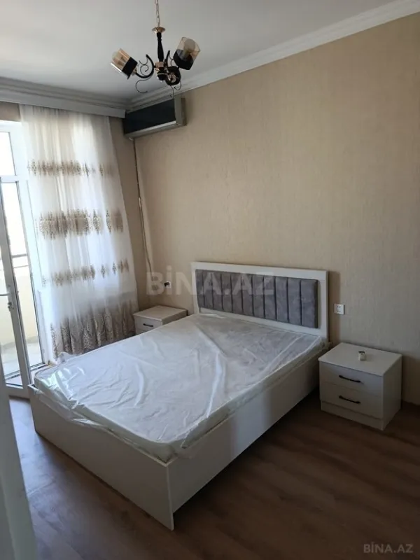 Kirayə verilir 4 otaqlı mənzil 115 m²