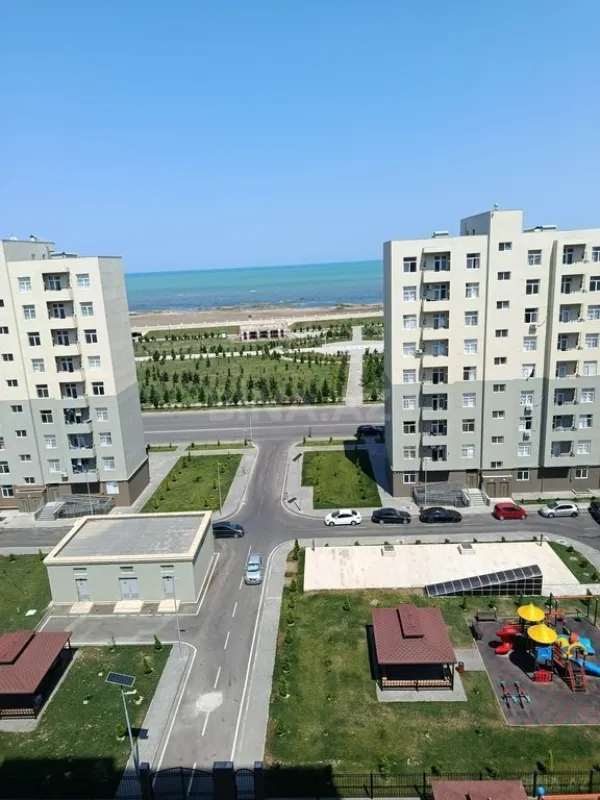 Kirayə verilir 4 otaqlı mənzil 115 m²