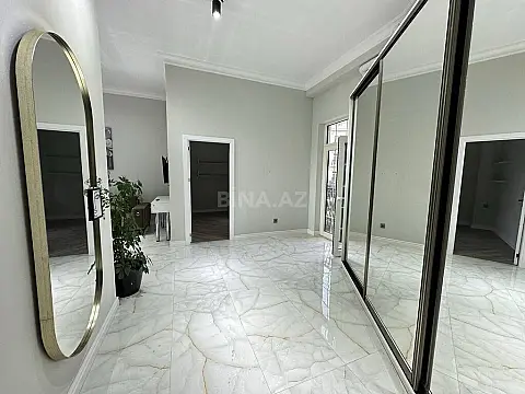 Kirayə verilir 2 otaqlı mənzil 60 m²