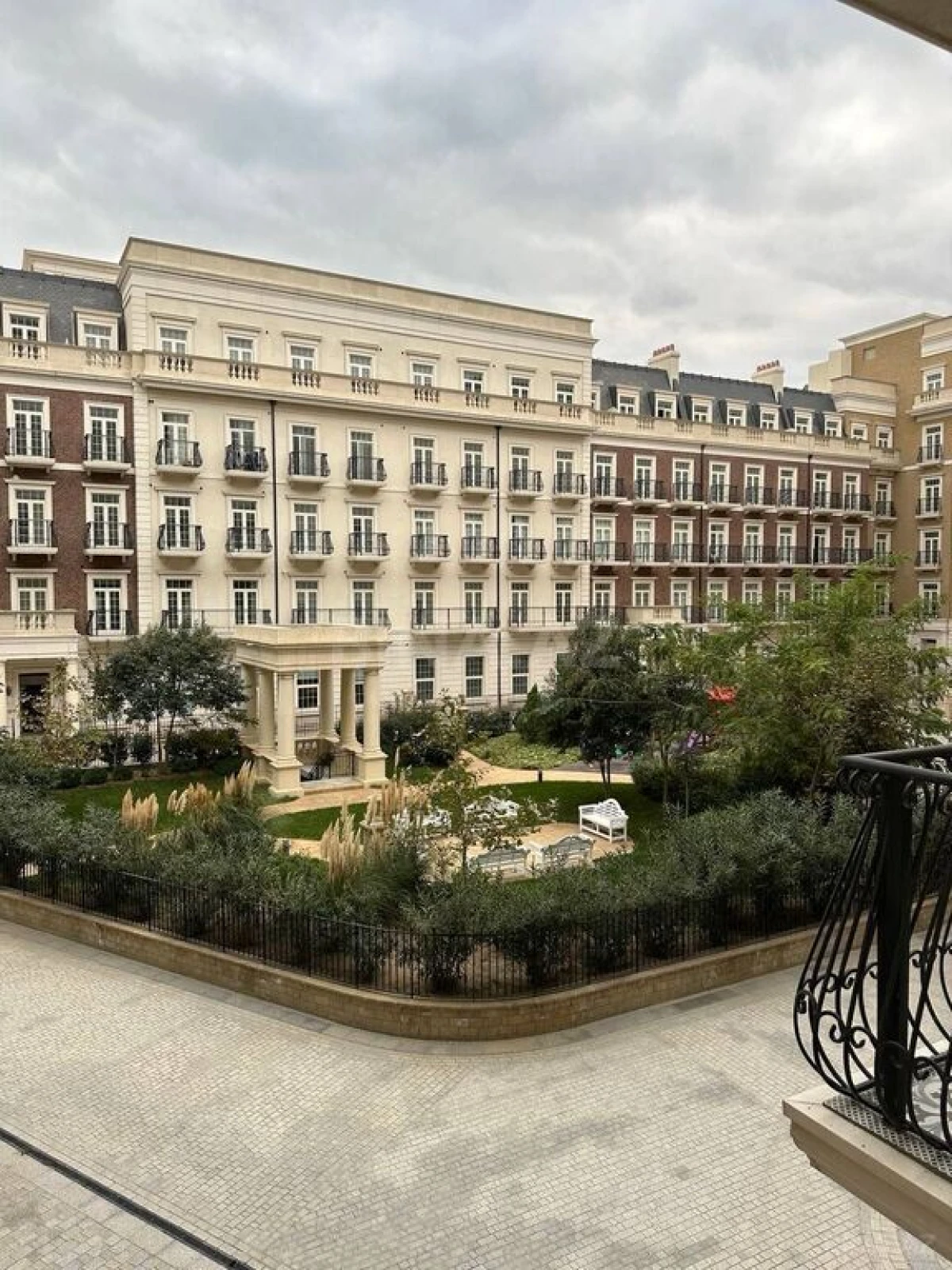 Kirayə verilir 2 otaqlı mənzil 60 m²