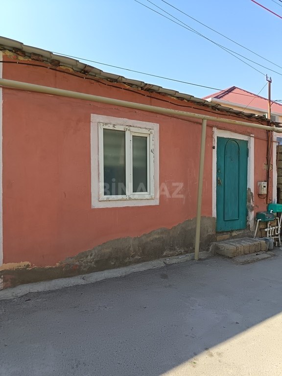 Satılır 1 otaqlı həyət evi 27 m²