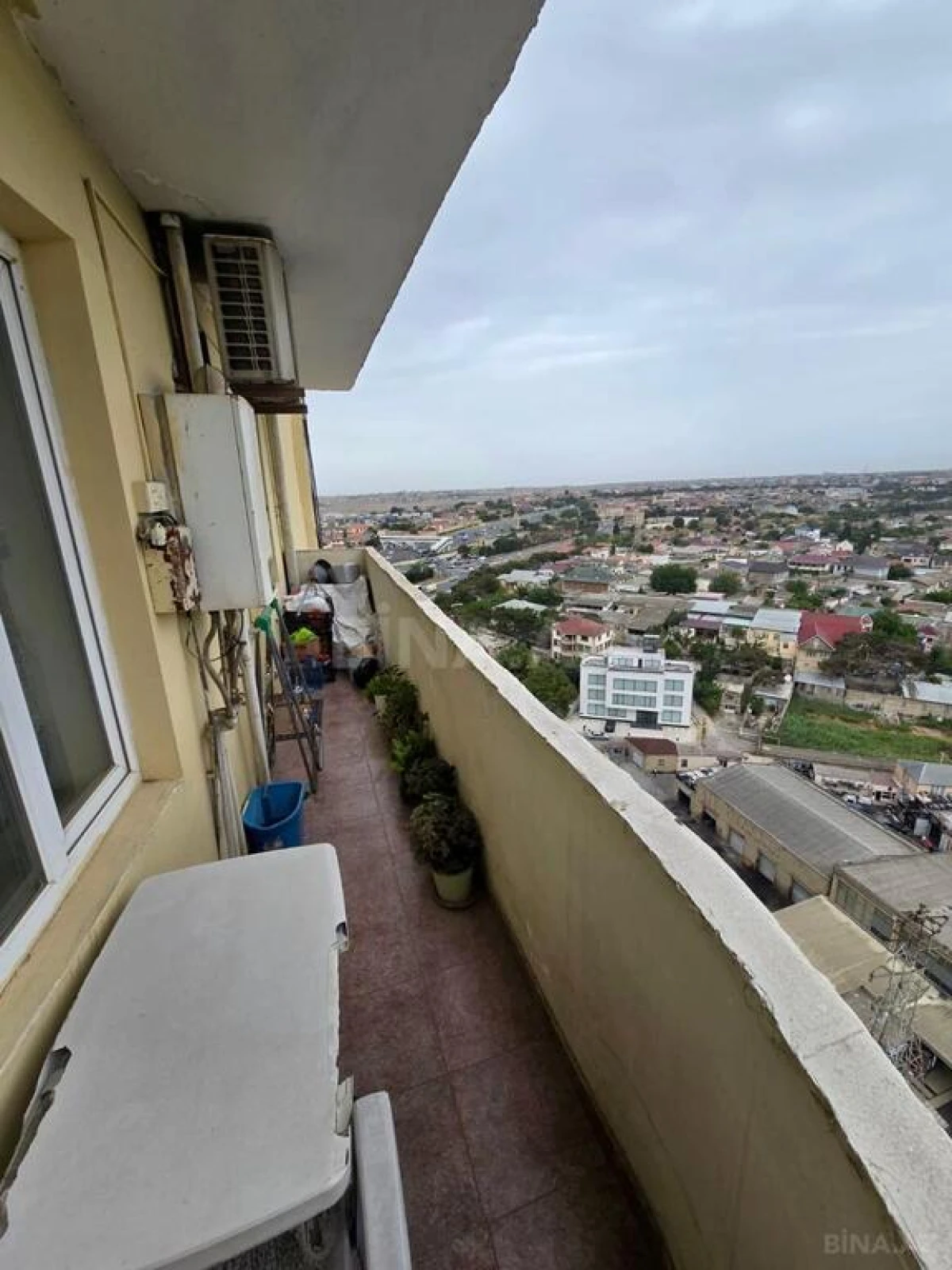 Satılır 2 otaqlı mənzil 67 m²