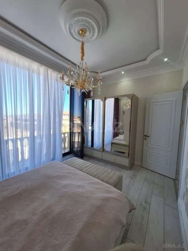 Kirayə verilir 5 otaqlı həyət evi 350 m²